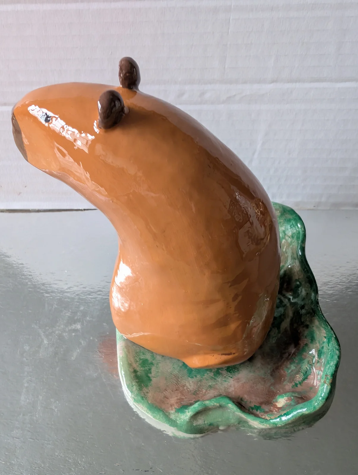 Capybara debout, vue 3