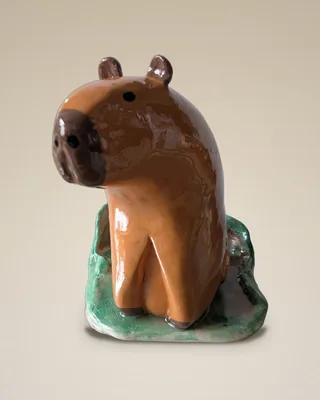 Capybara debout