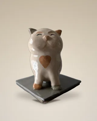 Chat qui s'étire